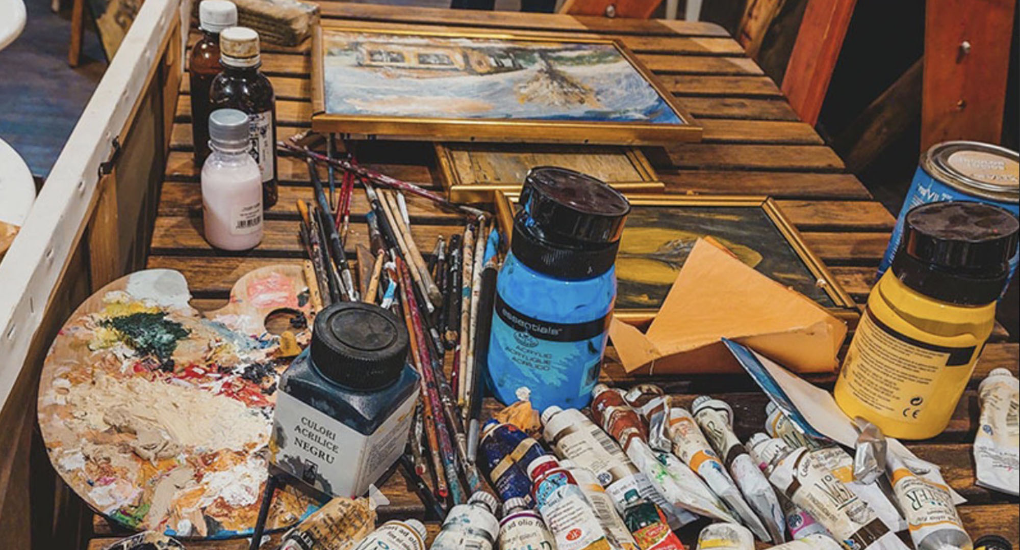 ARTIST SPACES 1